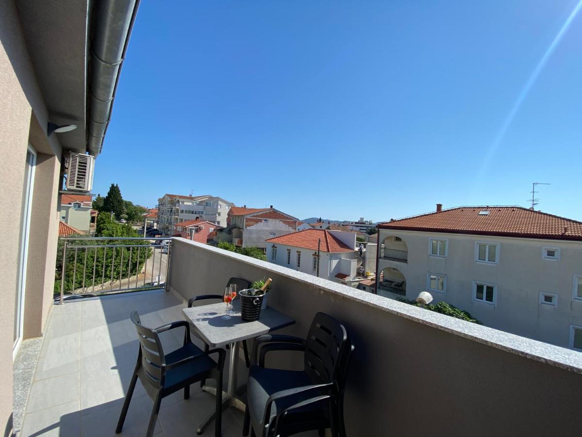 Apartments A&A Биоград-на-Мору Экстерьер фото